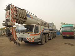 蘭州金泓大型設(shè)備吊裝公司 專業(yè)廠家推薦，質(zhì)量卓越的吊車銷售與履帶吊車租賃